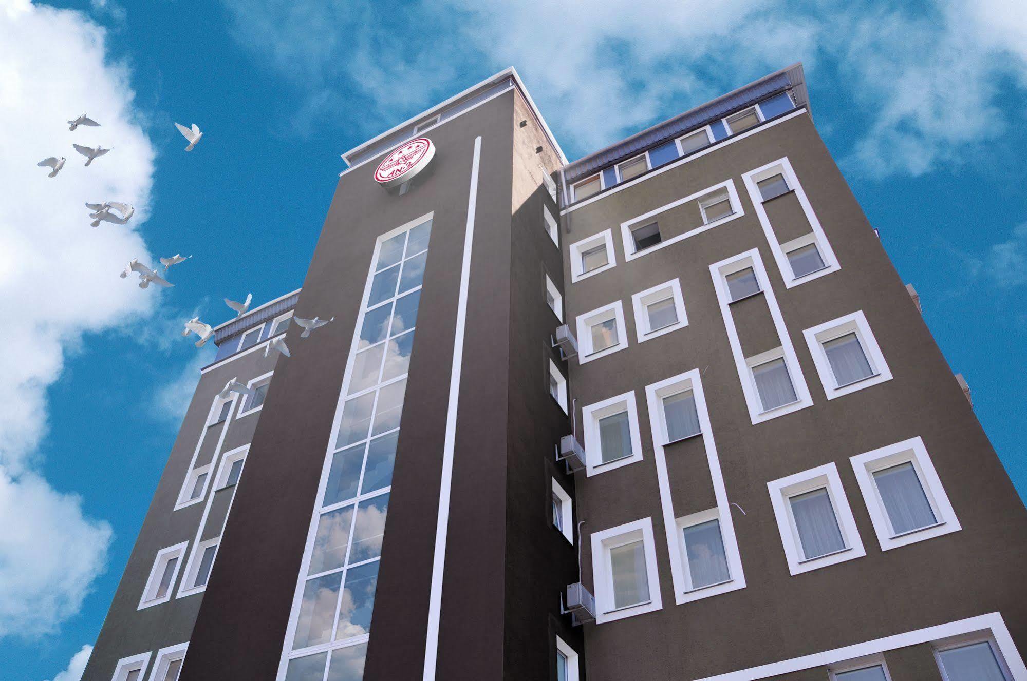 Hotel An-2 Carcóvia Exterior foto